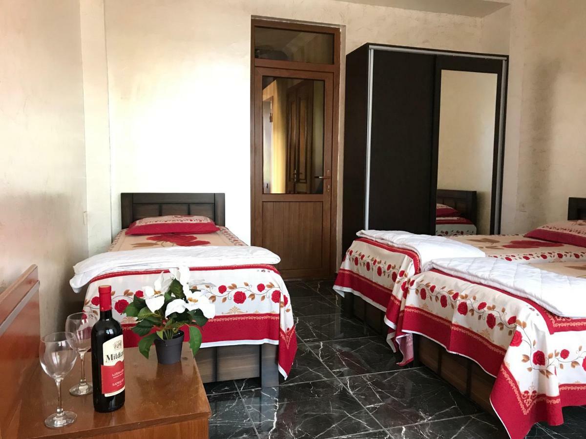 Guest House Chexovi 24 Kobuleti Eksteriør billede