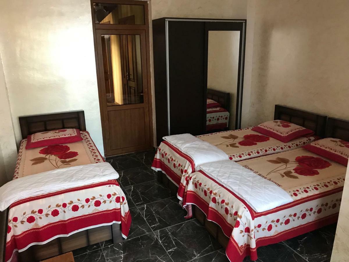 Guest House Chexovi 24 Kobuleti Eksteriør billede